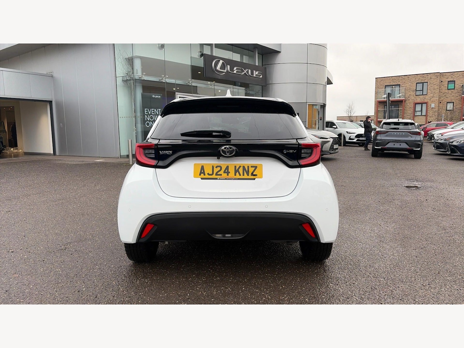 Used Toyota Yaris 2024 for sale - 78204384: Photo 21