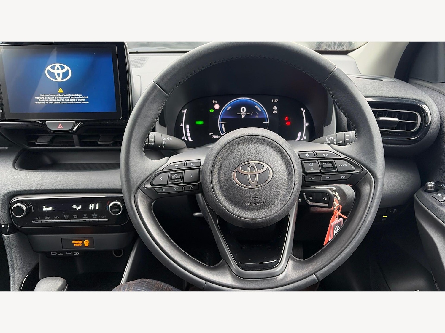Used Toyota Yaris 2024 for sale - 78204384: Photo 8