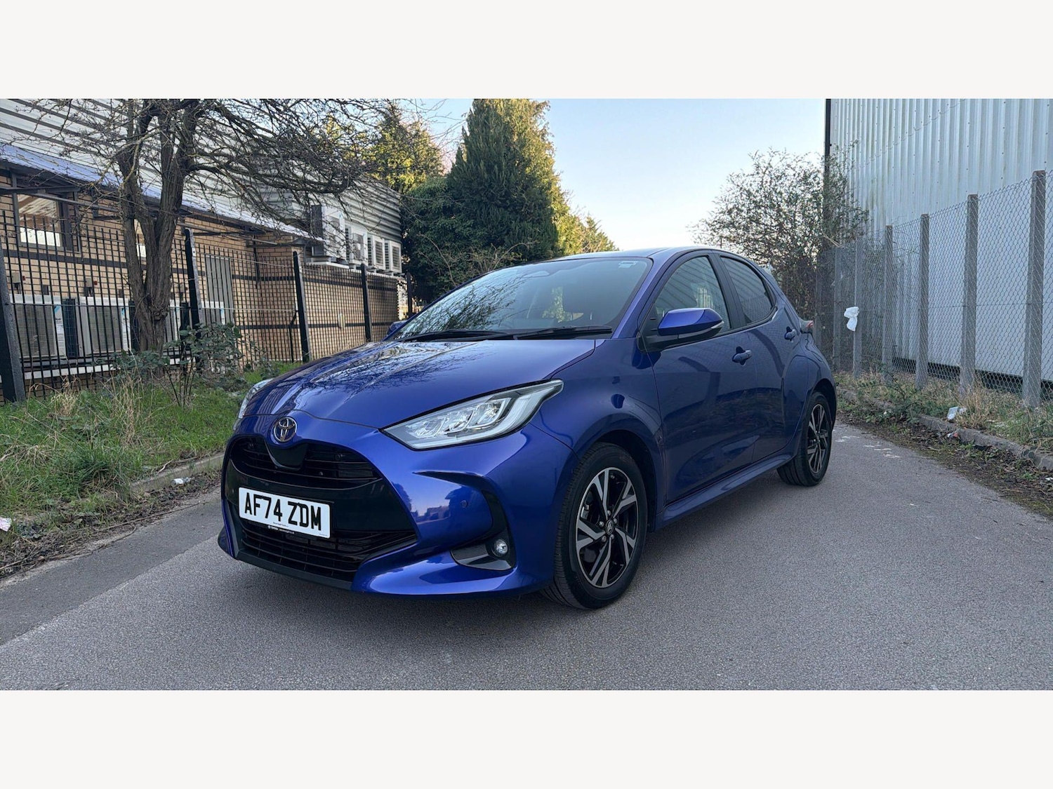 Used Toyota Yaris for sale - 77769396: Photo 3