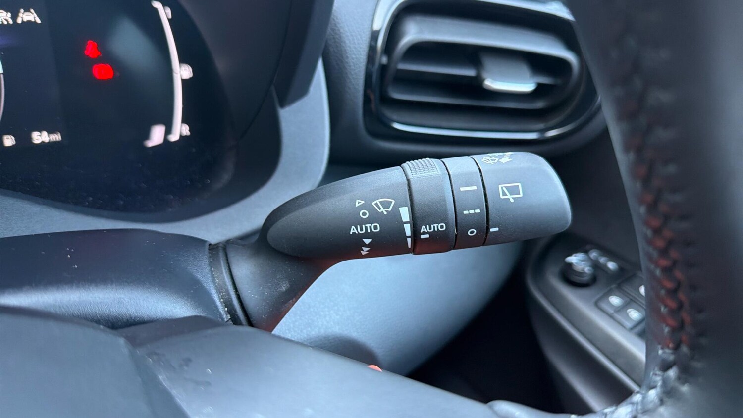 Used Toyota Yaris for sale - 77769396: Photo 35