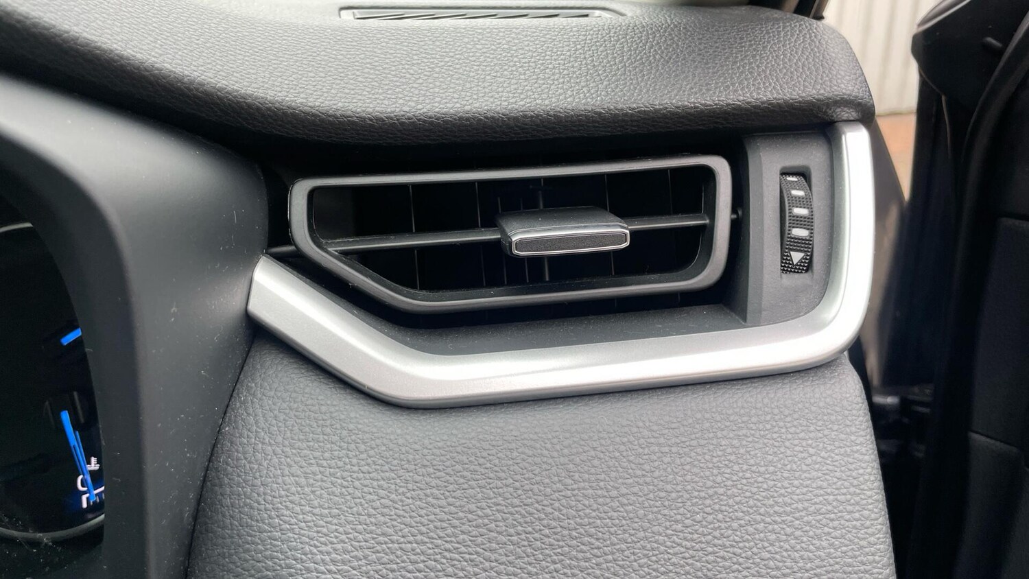 Used Toyota RAV4 2022 for sale - 76408980: Photo 34