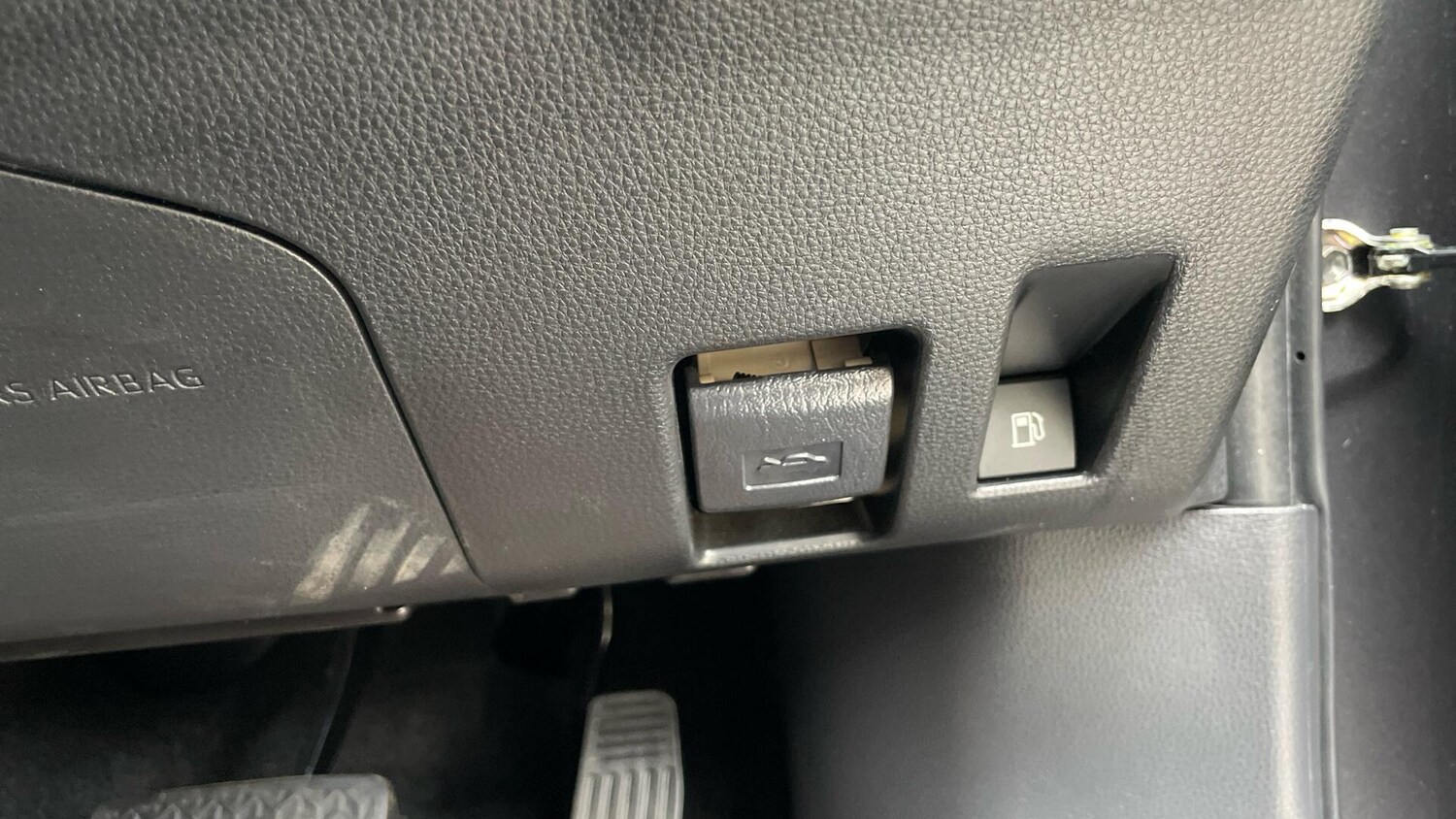 Used Toyota RAV4 2022 for sale - 76408980: Photo 36