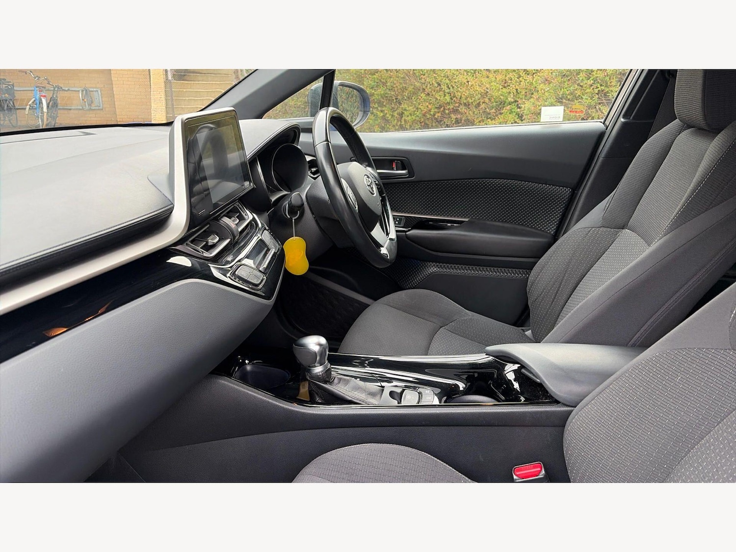 Used Toyota C-HR 2018 for sale - 78072752: Photo 12