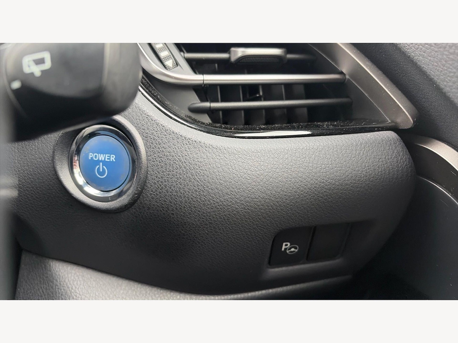 Used Toyota C-HR 2018 for sale - 78072752: Photo 27