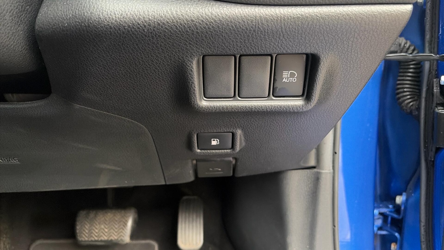 Used Toyota C-HR 2018 for sale - 78072752: Photo 34