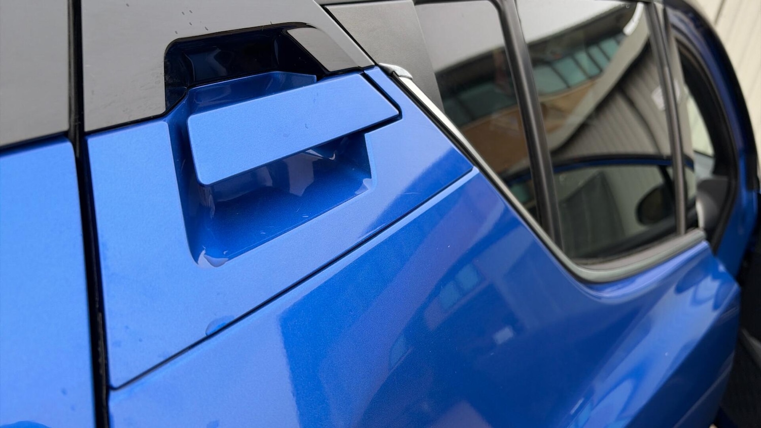 Used Toyota C-HR 2018 for sale - 78072752: Photo 39