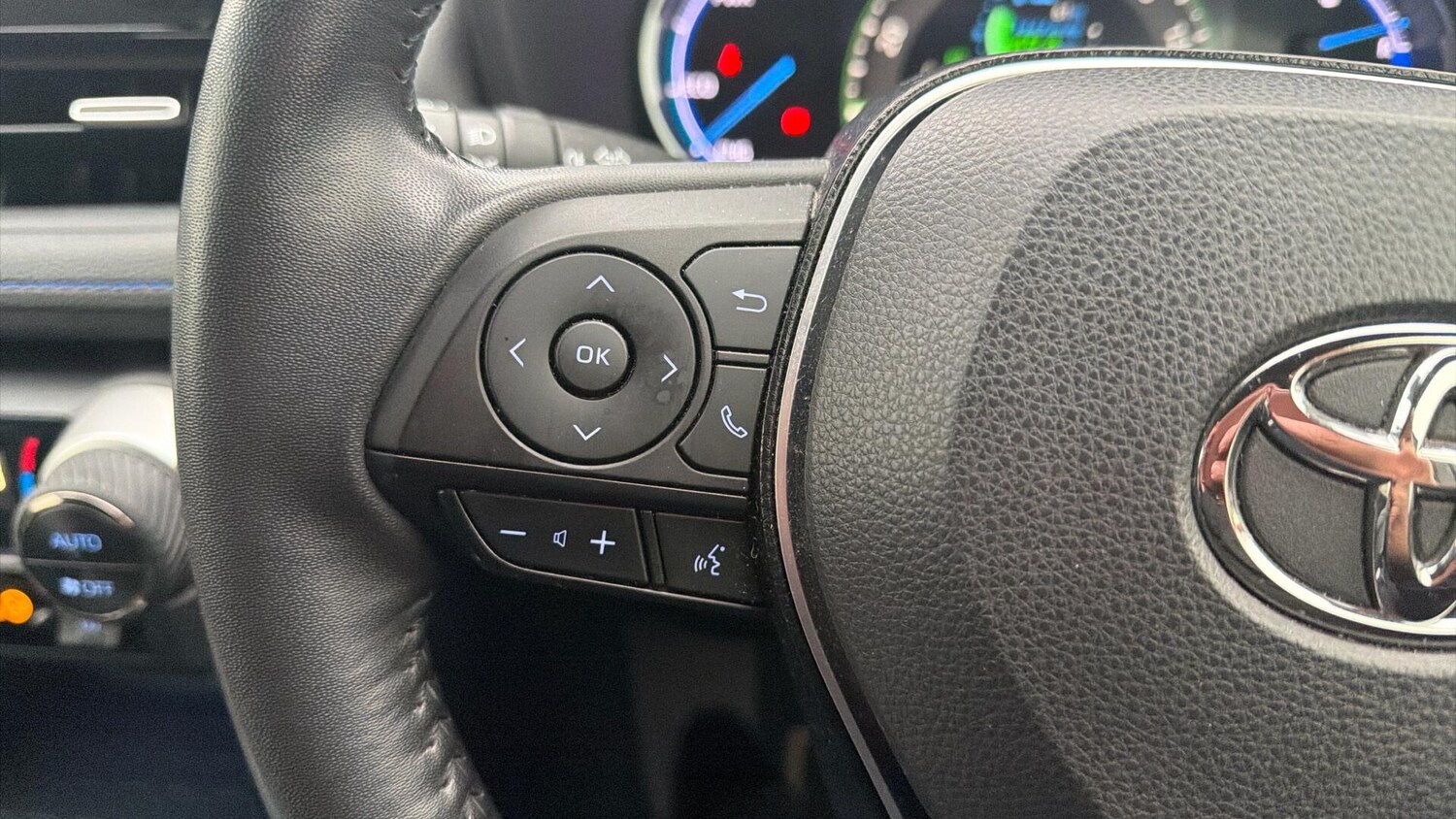 Used Toyota RAV4 2021 for sale - 77625765: Photo 37