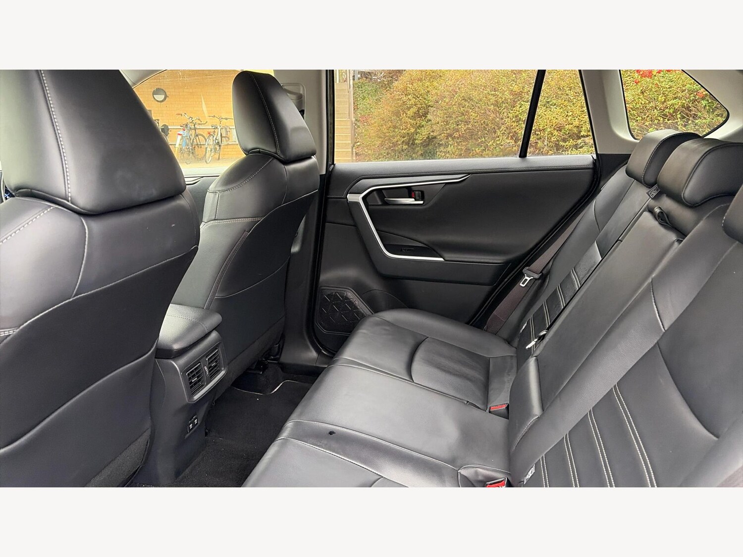 Used Toyota RAV4 2019 for sale - 77057321: Photo 15