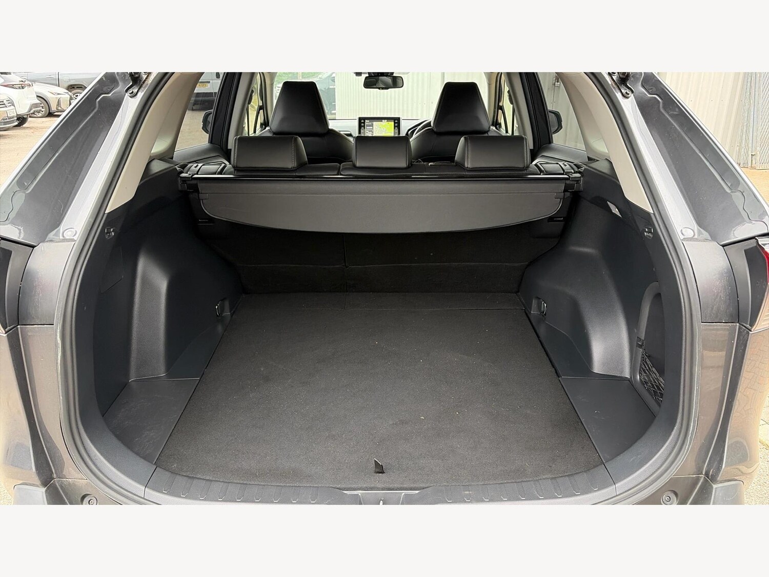 Used Toyota RAV4 2019 for sale - 77057321: Photo 16