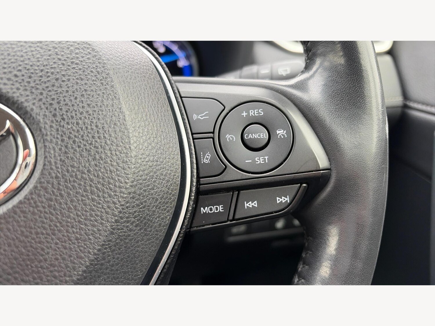 Used Toyota RAV4 2019 for sale - 77057321: Photo 23