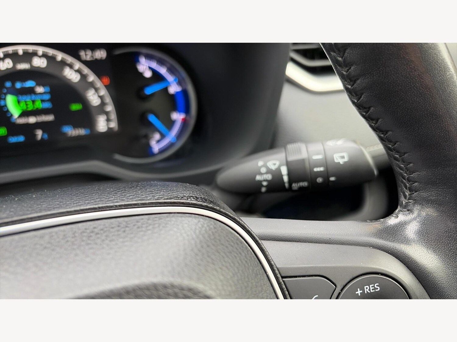 Used Toyota RAV4 2019 for sale - 77057321: Photo 24