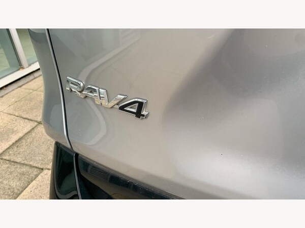 Used Toyota RAV4 2019 for sale - 76042371: Photo 25