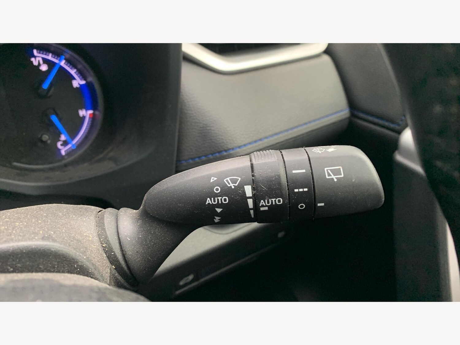 Used Toyota RAV4 2019 for sale - 76042371: Photo 31