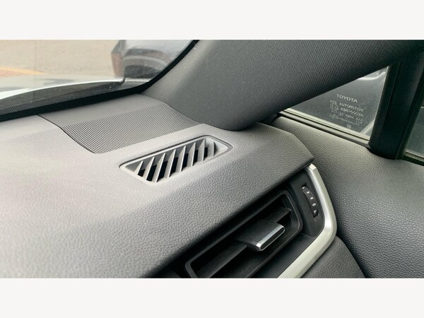 Used Toyota RAV4 2019 for sale - 76042371: Photo 35
