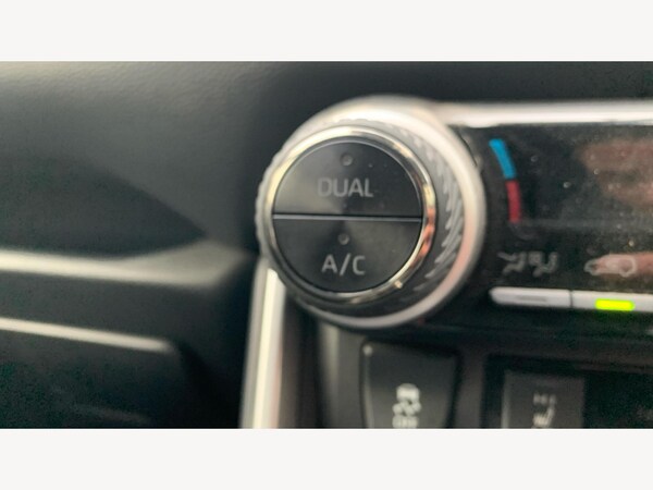Used Toyota RAV4 2019 for sale - 76042371: Photo 36