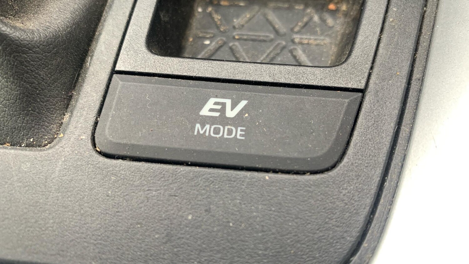 Used Toyota RAV4 2019 for sale - 76042371: Photo 40