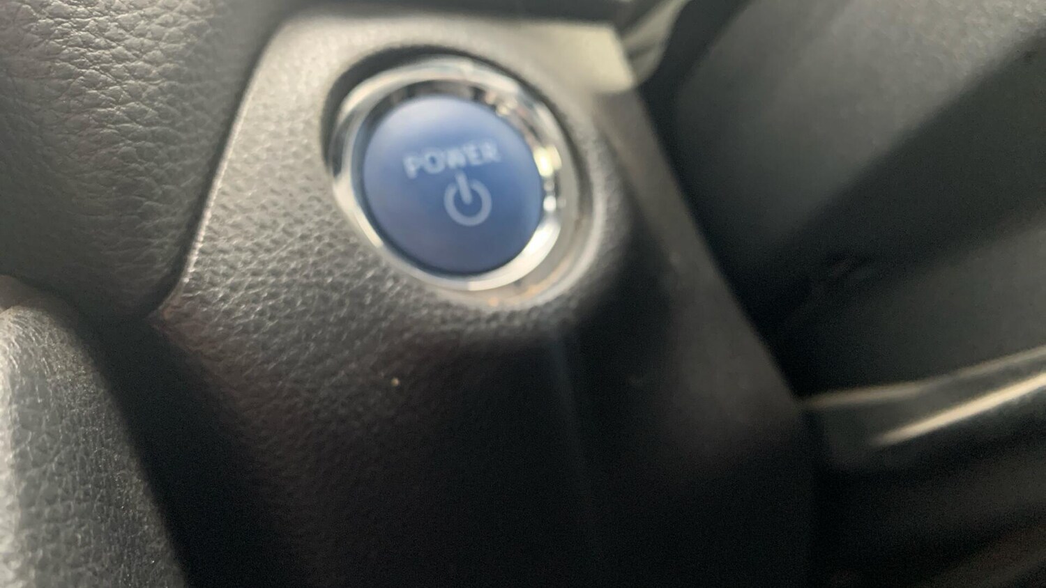 Used Toyota RAV4 2019 for sale - 76042371: Photo 41