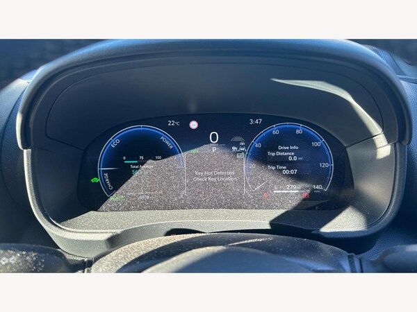 Used Toyota Yaris Cross 2024 for sale - 76227705: Photo 11