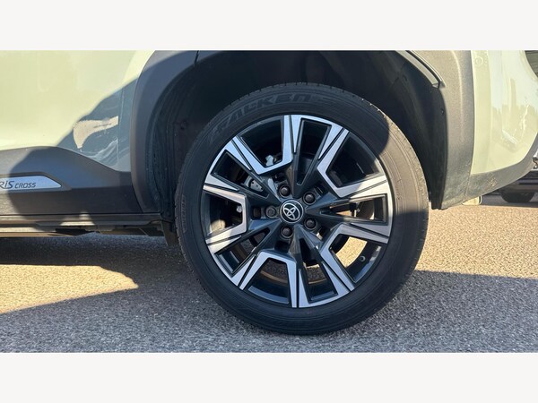 Used Toyota Yaris Cross 2024 for sale - 76227705: Photo 20