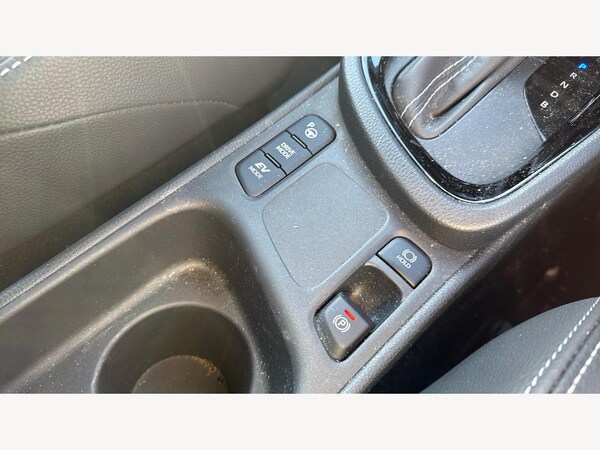 Used Toyota Yaris Cross 2024 for sale - 76227705: Photo 41