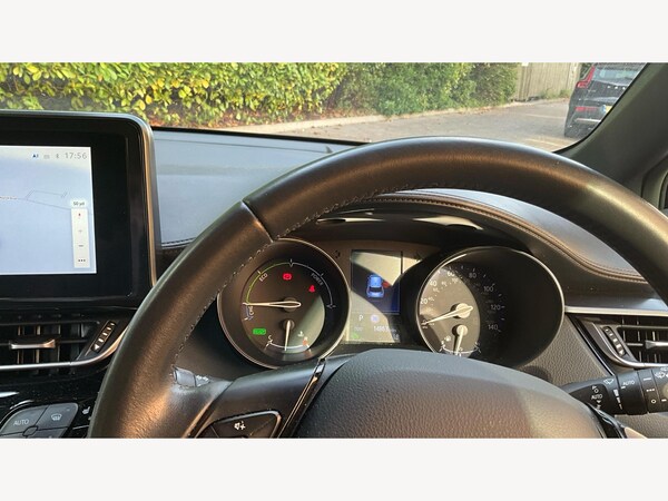 Used Toyota C-HR 2023 for sale - 76270542: Photo 11