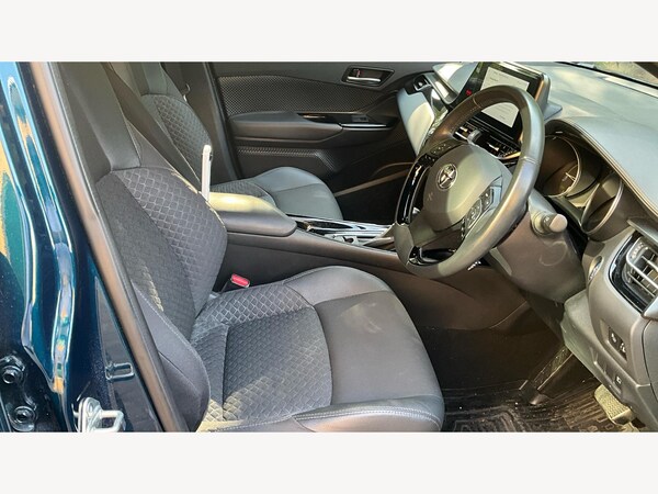 Used Toyota C-HR 2023 for sale - 76270542: Photo 13