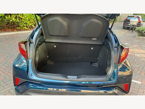 Used Toyota C-HR 2023 for sale - 76270542: Photo 16