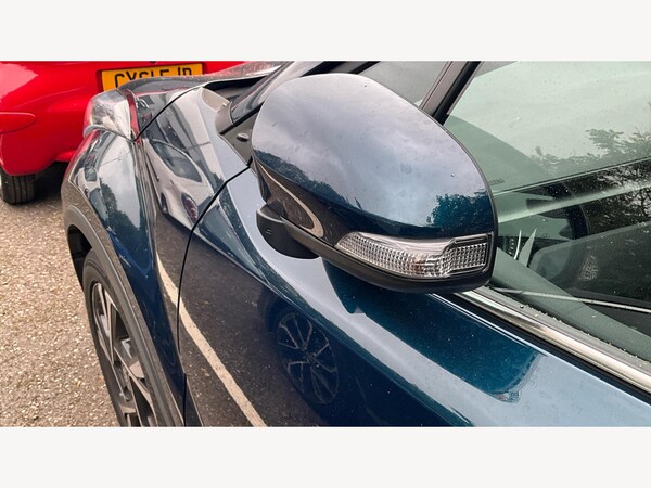 Used Toyota C-HR 2023 for sale - 76270542: Photo 26