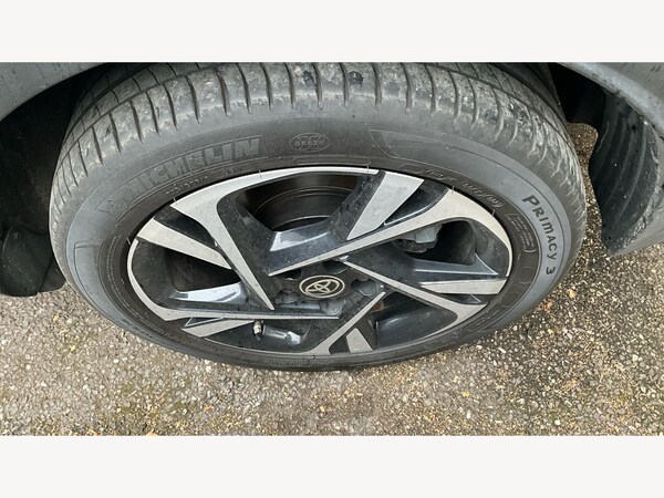 Used Toyota C-HR 2023 for sale - 76270542: Photo 27