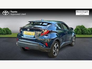 Used Toyota C-HR 2023 for sale - 76270542: Photo 2