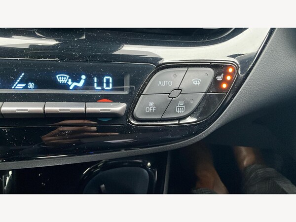 Used Toyota C-HR 2023 for sale - 76270542: Photo 35