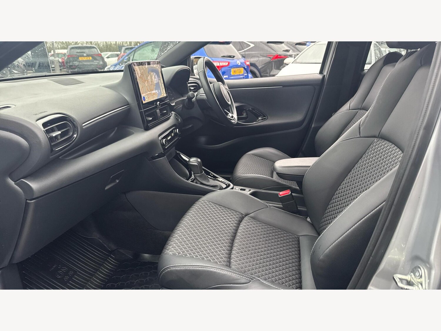 Used Toyota Yaris for sale - 77496299: Photo 12