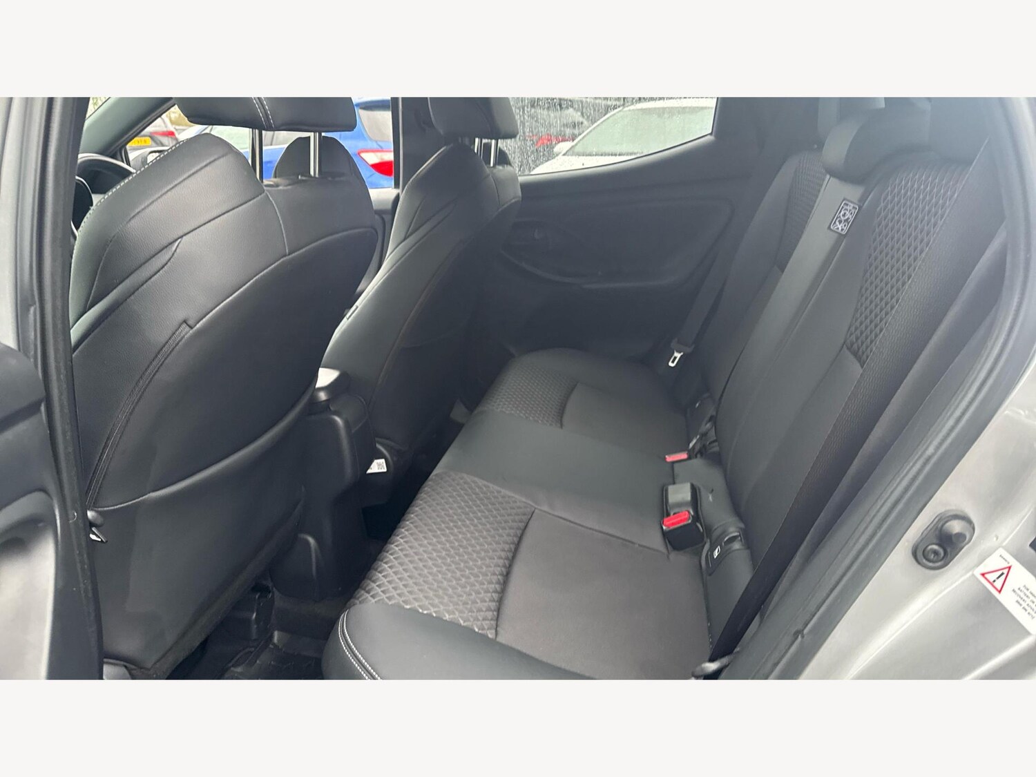 Used Toyota Yaris for sale - 77496299: Photo 15