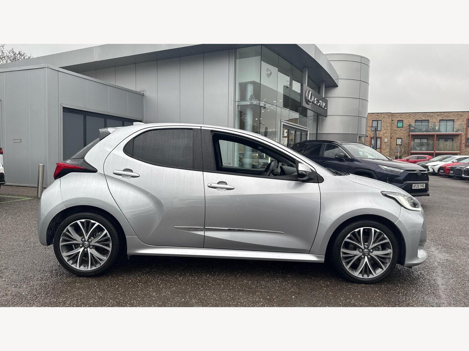 Used Toyota Yaris for sale - 77496299: Photo 18