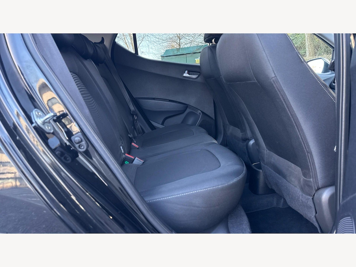 Used Hyundai i10 for sale - 78007302: Photo 14