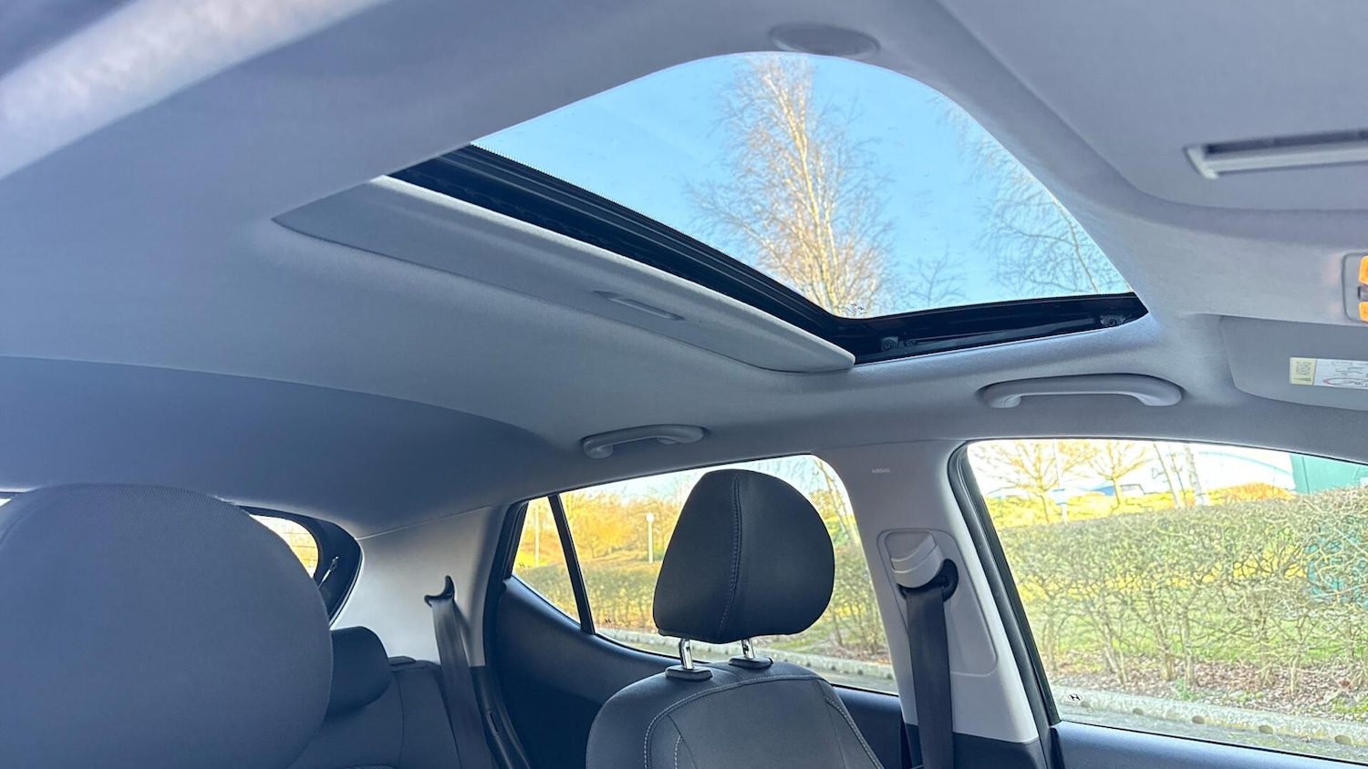 Used Hyundai i10 for sale - 78007302: Photo 38