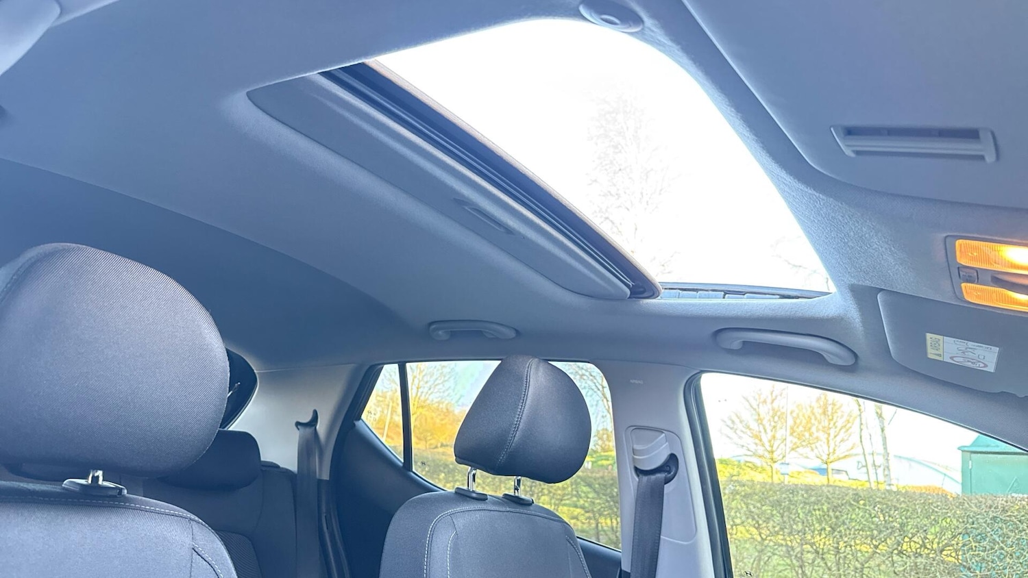 Used Hyundai i10 for sale - 78007302: Photo 39