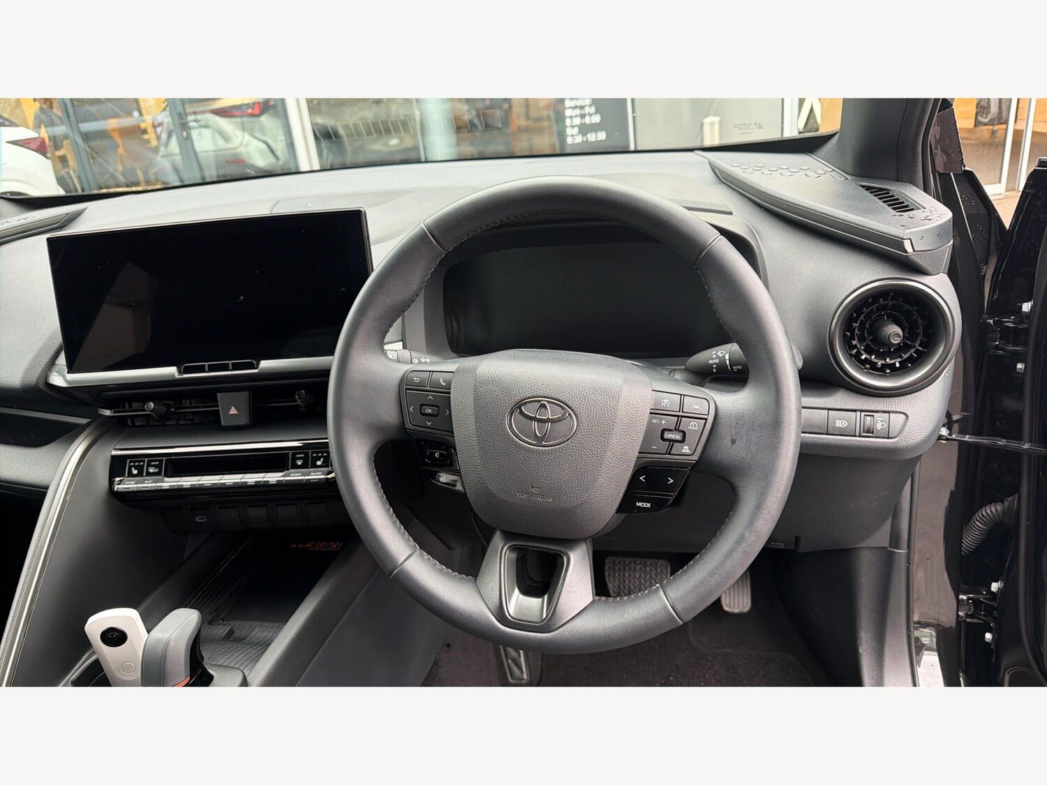 Used Toyota C-HR 2025 for sale - 78034215: Photo 10