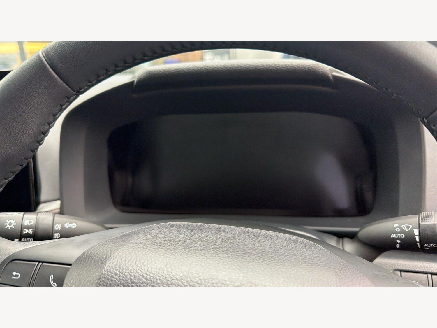 Used Toyota C-HR 2025 for sale - 78034215: Photo 11