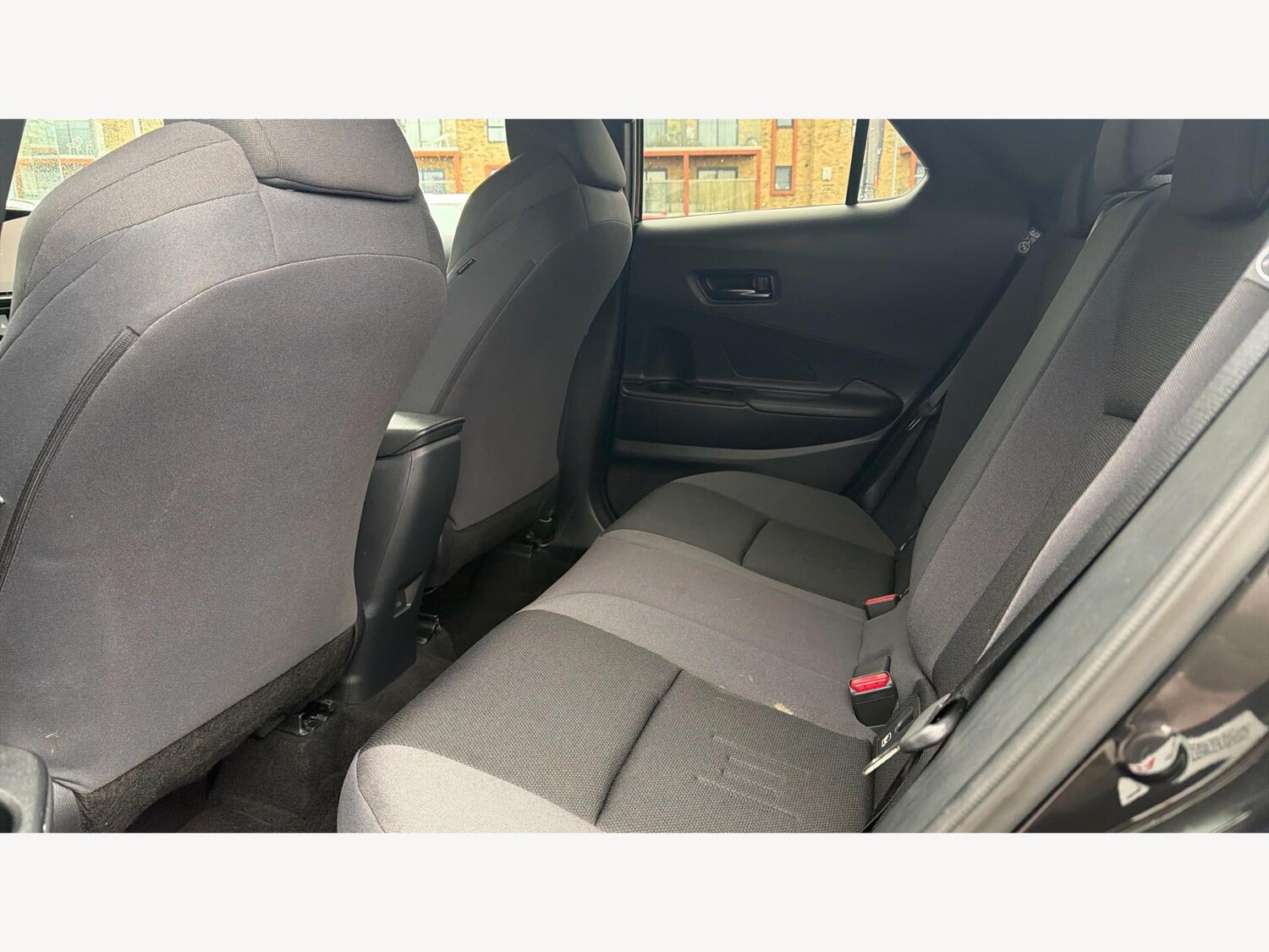 Used Toyota C-HR 2025 for sale - 78034215: Photo 15