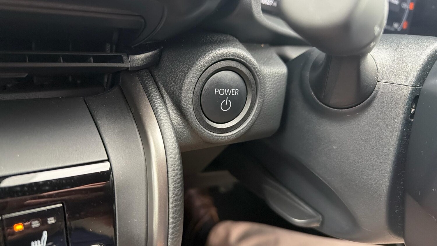 Used Toyota C-HR 2025 for sale - 78034215: Photo 38