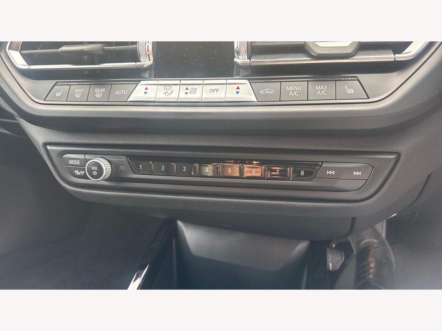 Used BMW 1 Series 2024 for sale - 76398592: Photo 22