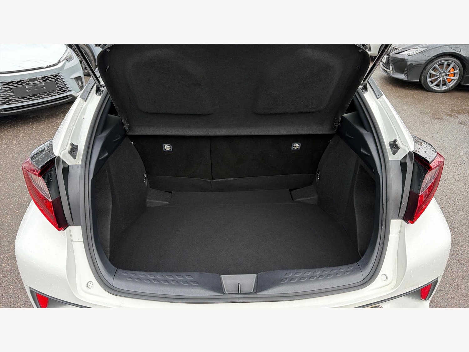 Used Toyota C-HR 2021 for sale - 77291803: Photo 16