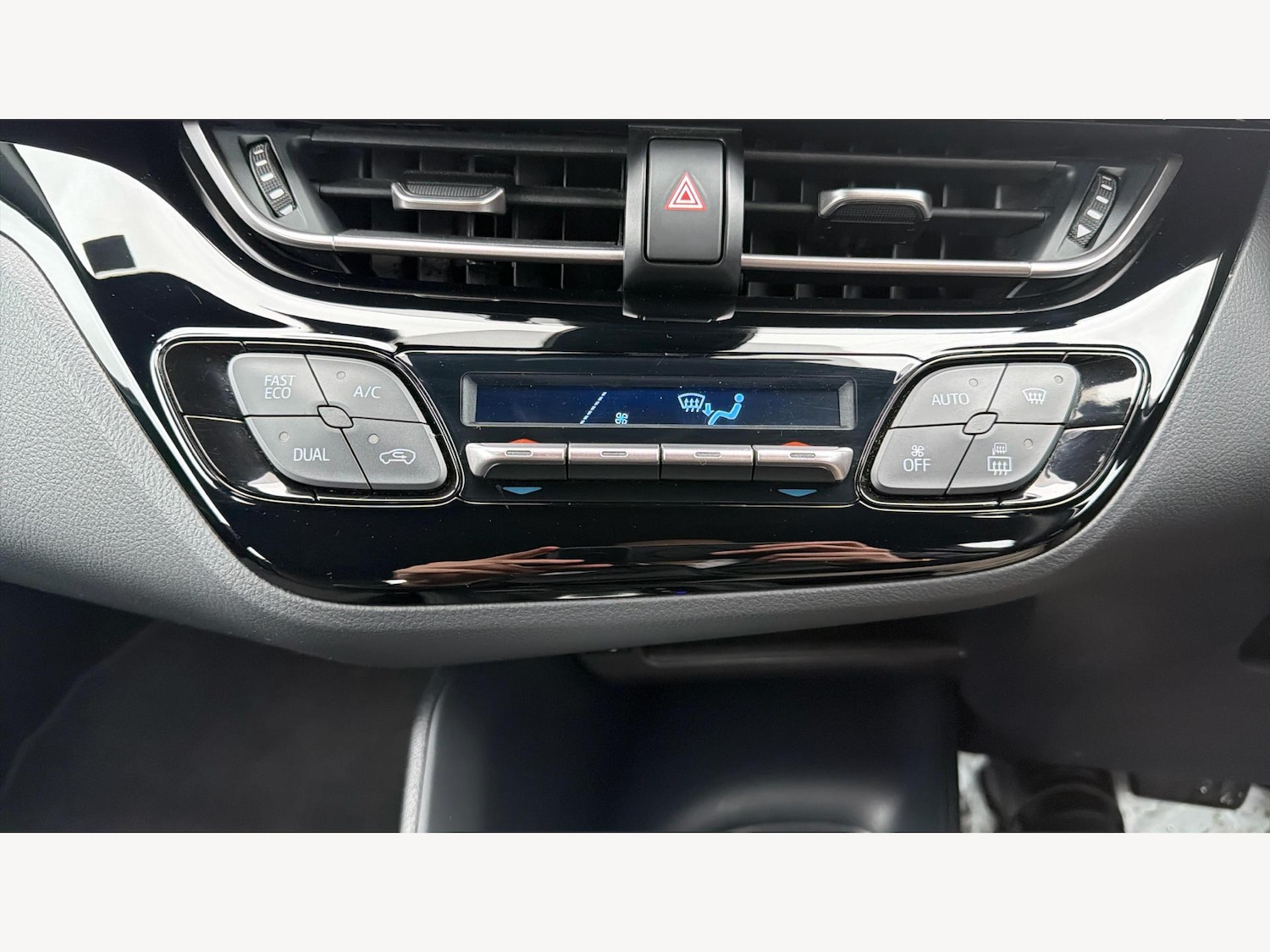 Used Toyota C-HR 2021 for sale - 77291803: Photo 28