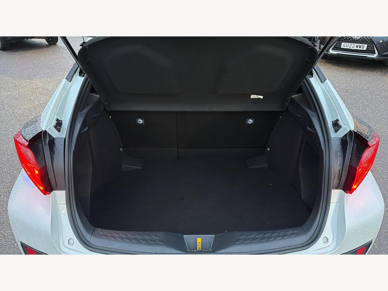 Used Toyota C-HR 2022 for sale - 77358548: Photo 16