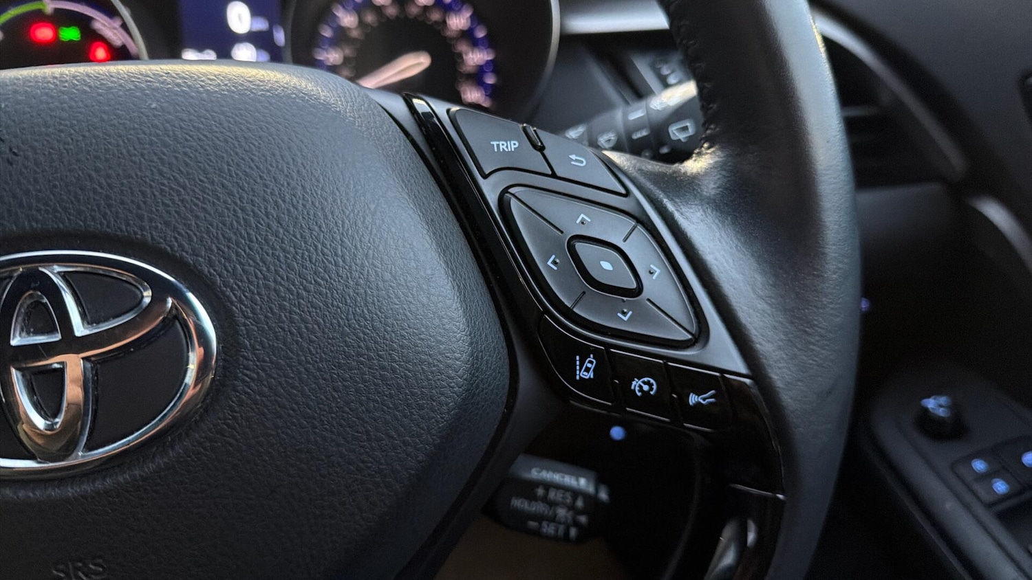 Used Toyota C-HR 2022 for sale - 77358548: Photo 35