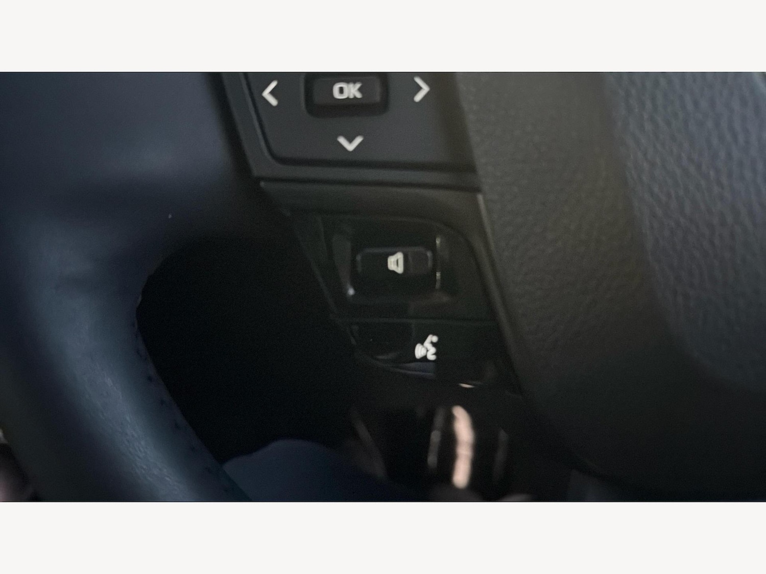 Used Toyota C-HR 2024 for sale - 77143800: Photo 24