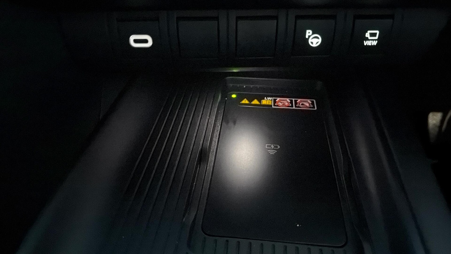 Used Toyota C-HR 2024 for sale - 77143800: Photo 35