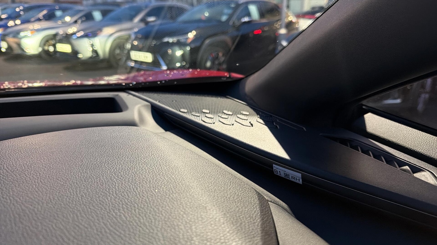 Used Toyota C-HR 2024 for sale - 77143800: Photo 38