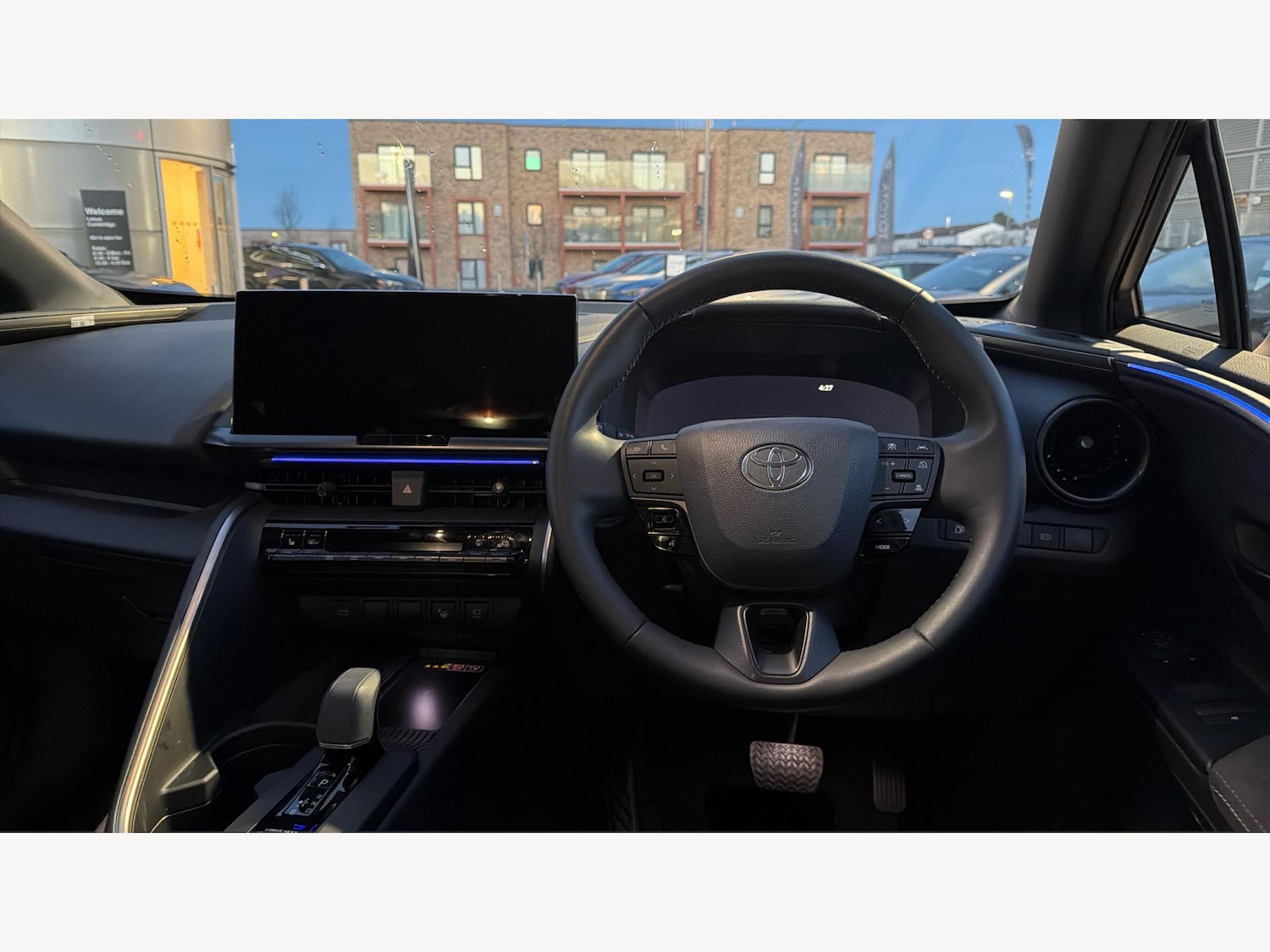 Used Toyota C-HR 2024 for sale - 77143800: Photo 7